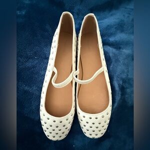 Madewell Greta Flats with Silver Studs NWOT size 9.5